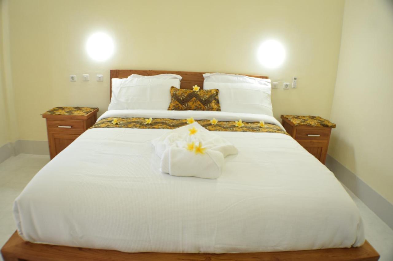 Kj Inn Homestay Senggigi Exterior foto